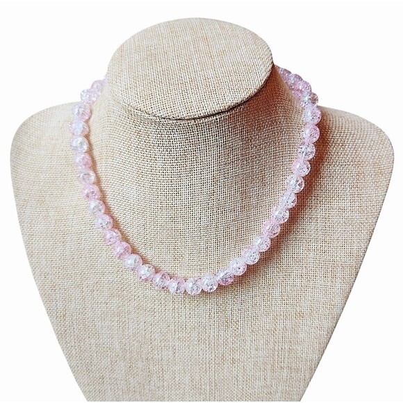 Joan Rivers Signed Crackle Acrylic Single Strand Necklace 19 Inches - Picture 2 of 7